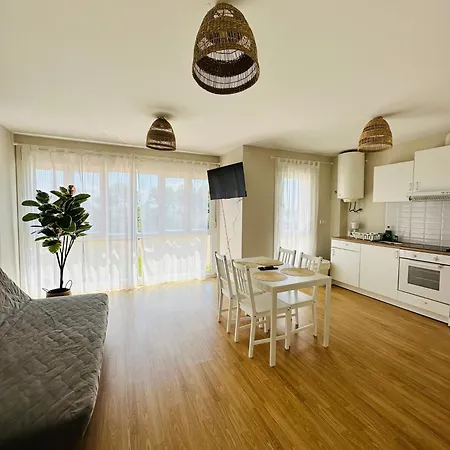 Apartamento Muy Cerca De La Playa Apartamento *